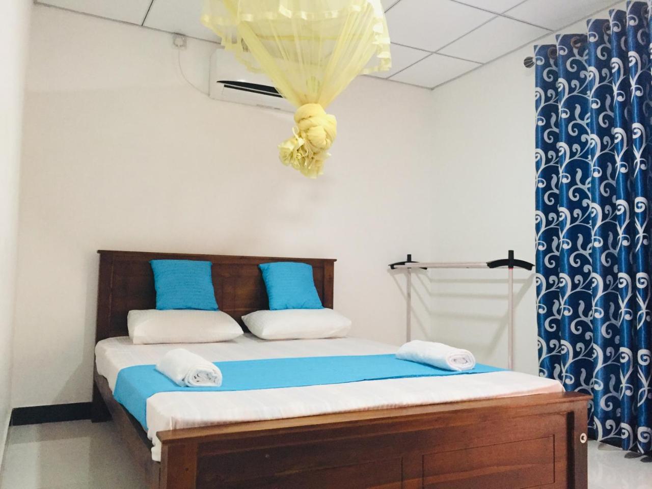 Malee Homestay โปลอนนารูวา ภายนอก รูปภาพ